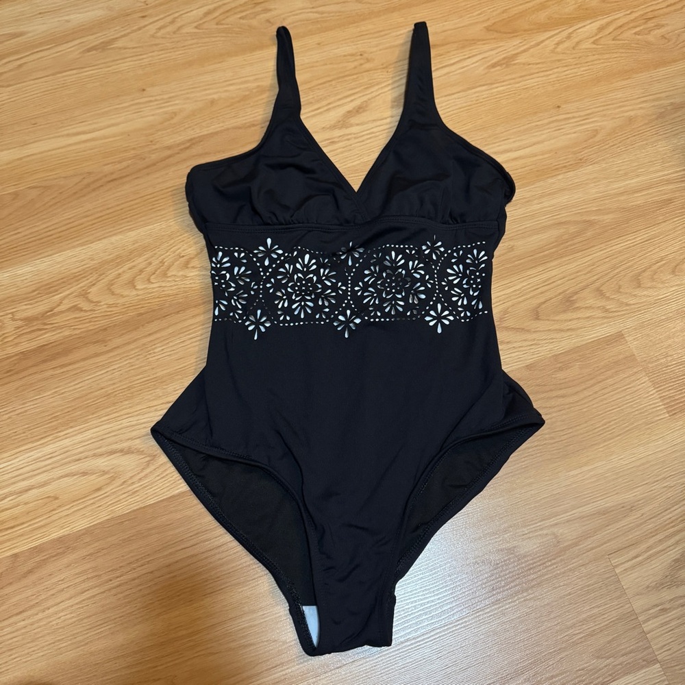 Black Floral Detail liz claiborne swimsuit